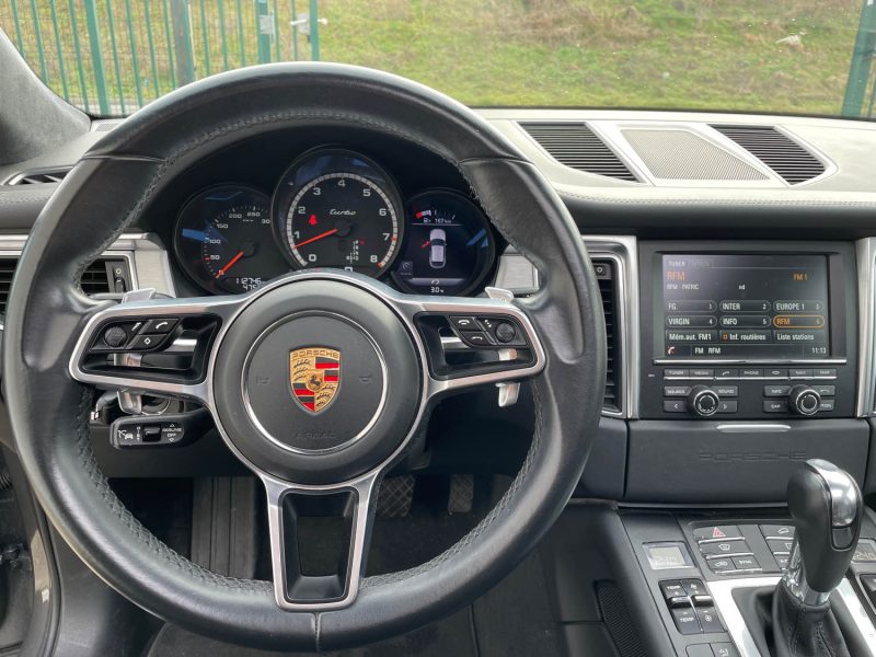 PORSCHE MACAN TURBO 2014