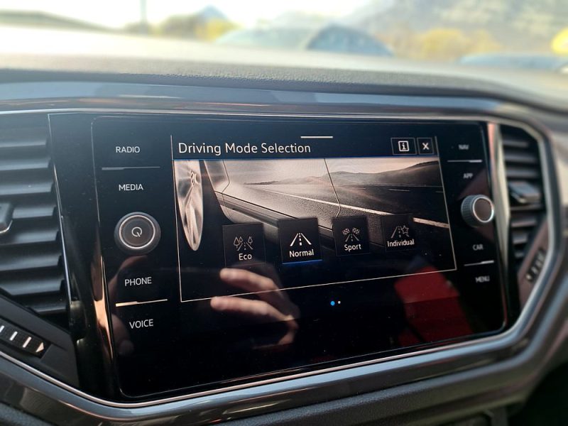 VOLKSWAGEN T-ROC 2022