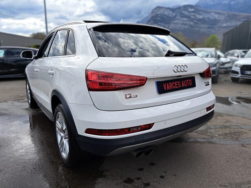 AUDI Q3 2015