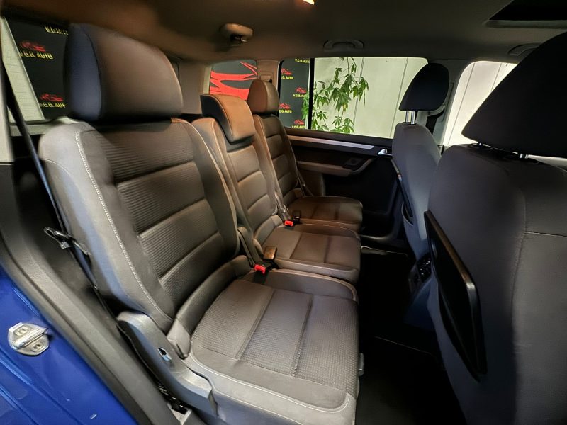 VOLKSWAGEN TOURAN 2.0 TDI 140 Confortline 