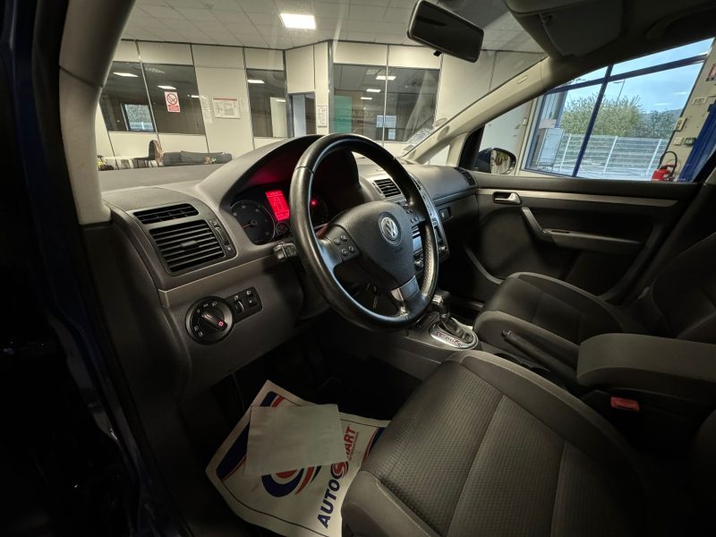 VOLKSWAGEN TOURAN 2.0 TDI 140 Confortline 