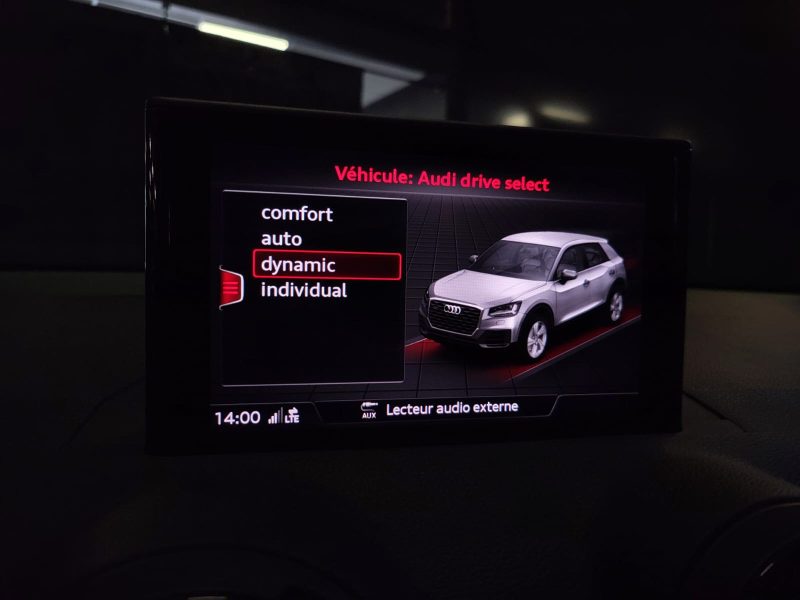 AUDI Q2 1.0 TFSI 116cv SPORT 1.0 TFSI 116cv SPORT / CAMERA DE RECUL / CARPLAY / MODES DE CONDUITE