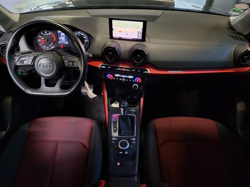 AUDI Q2 1.0 TFSI 116cv SPORT 1.0 TFSI 116cv SPORT / CAMERA DE RECUL / CARPLAY / MODES DE CONDUITE