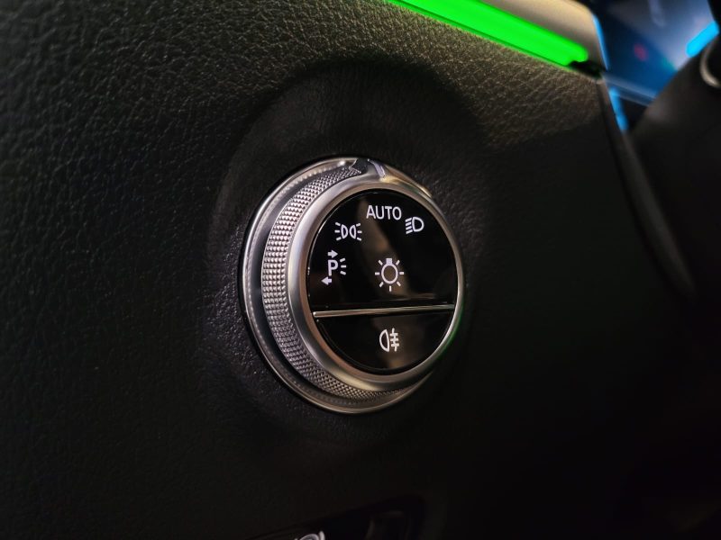 MERCEDES CLASSE C 200 1.5 204CV 9G-TRONIC AMG LINE / TOIT OUVRANT + CAMERA 360° + SIEGES ELECTRIQUE 