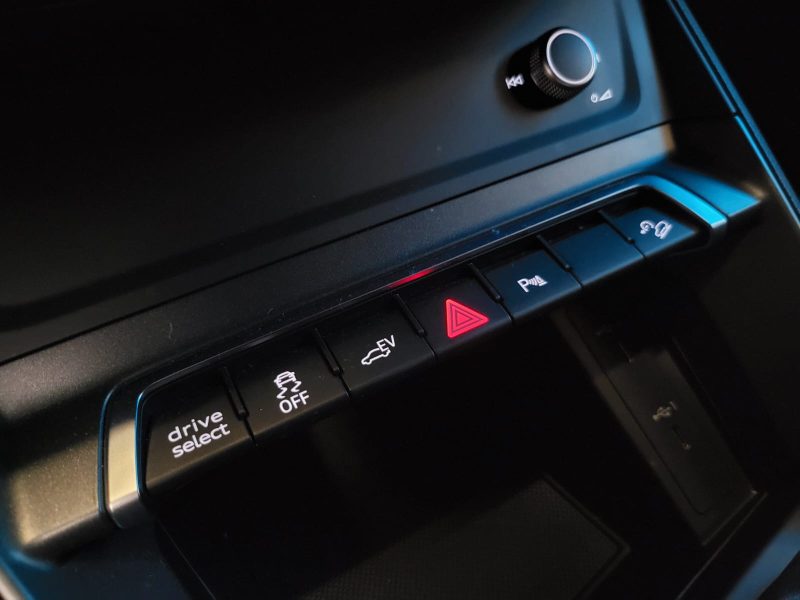 AUDI Q3 SPORTBACK 45 TFSIe S TRONIC 6 245Cv S LINE / SHADOW LINE + CAMERA + SIEGES ELECTRIQUE /