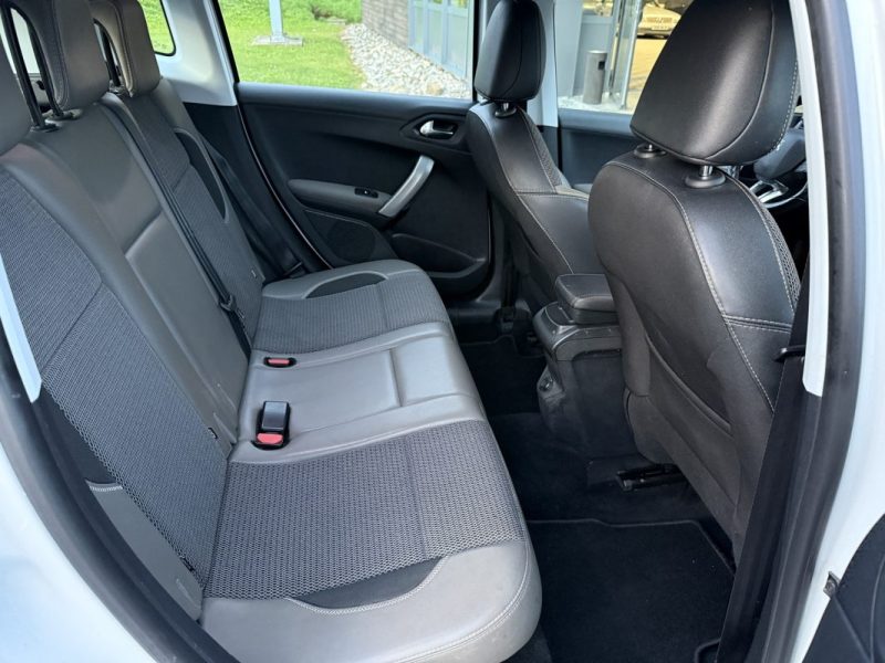 PEUGEOT 2008 II 1.2 PURETECH 130 S&S ALLURE