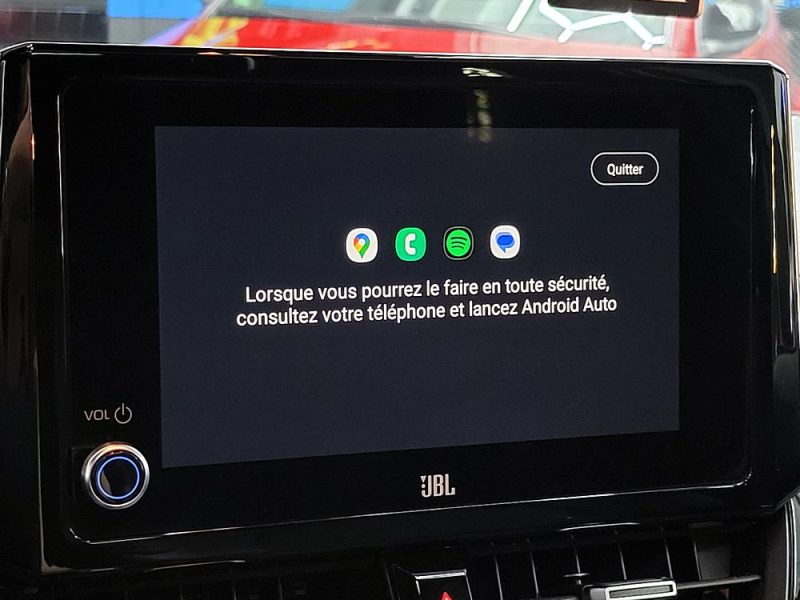 TOYOTA COROLLA Hybrid 184cv Collection CVT / FULL OPTIONS