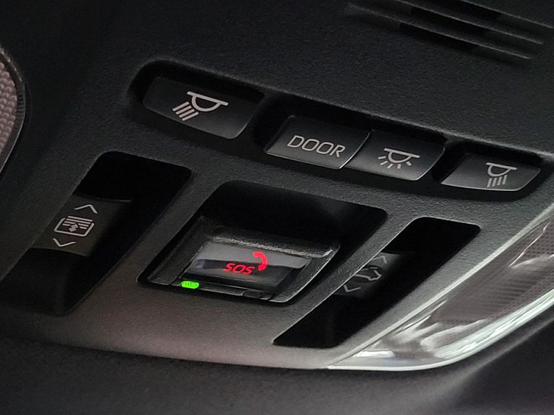 TOYOTA COROLLA Hybrid 184cv Collection CVT / FULL OPTIONS