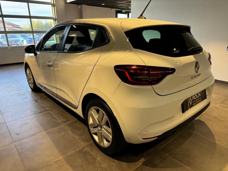 RENAULT CLIO 2021