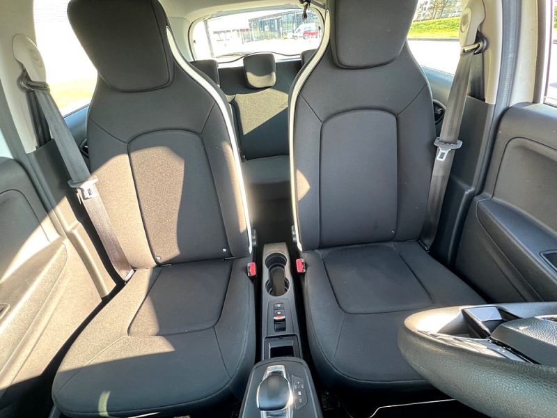RENAULT ZOE R110 LIFE 52 KWH APPLE CARPLAY / BLUETOOTH / REGULATEUR DE VITESSE / CLIM AUTO