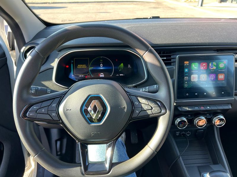 RENAULT ZOE R110 LIFE 52 KWH APPLE CARPLAY / BLUETOOTH / REGULATEUR DE VITESSE / CLIM AUTO