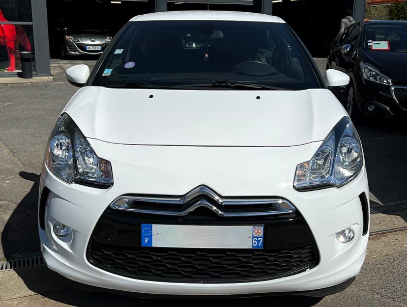 CITROEN DS3 CHIC 1.4 VTI 95 Cv BOITE AUTOMATIQUE / 41 100 Kms CRIT AIR 1 - GARANTIE 1 AN