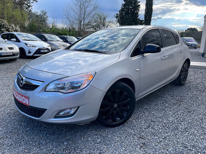 OPEL ASTRA J 2011