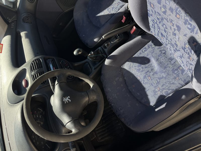 PEUGEOT 206 2000