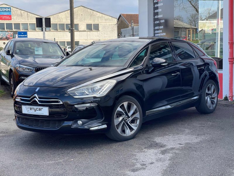 CITROEN DS5 2.0 HDi FAP SO CHIC 16V 163 ch GARANTIE 6 MOIS