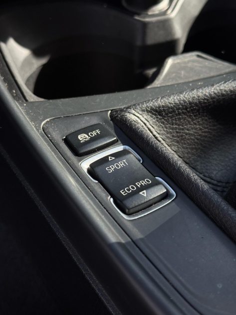 BMW  116i 2012 136cv / Chaine Neuve / CT OK / Sieges Chauffants 