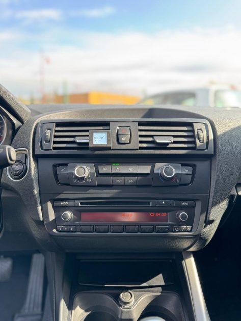 BMW  116i 2012 136cv / Chaine Neuve / CT OK / Sieges Chauffants 