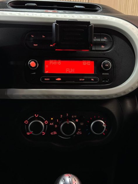 RENAULT TWINGO 2016