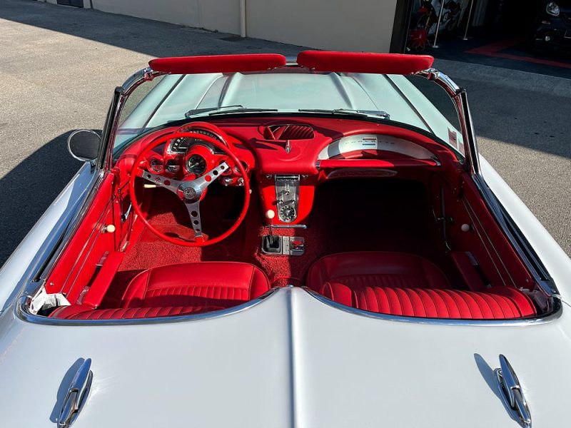 CHEVROLET Corvette C1 1962