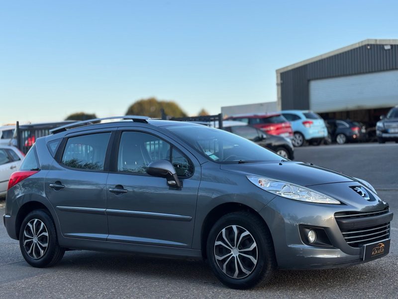 PEUGEOT 207 2011