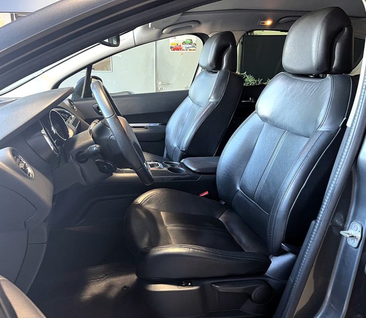 PEUGEOT 3008 2.0 hdi 160Ch allure 