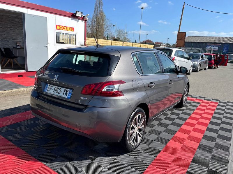 PEUGEOT 308 2016