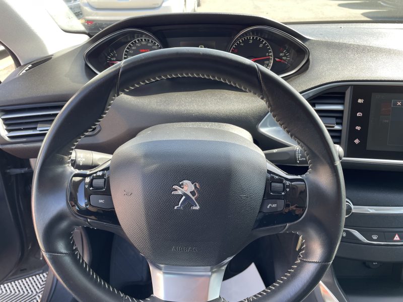 PEUGEOT 308 2016