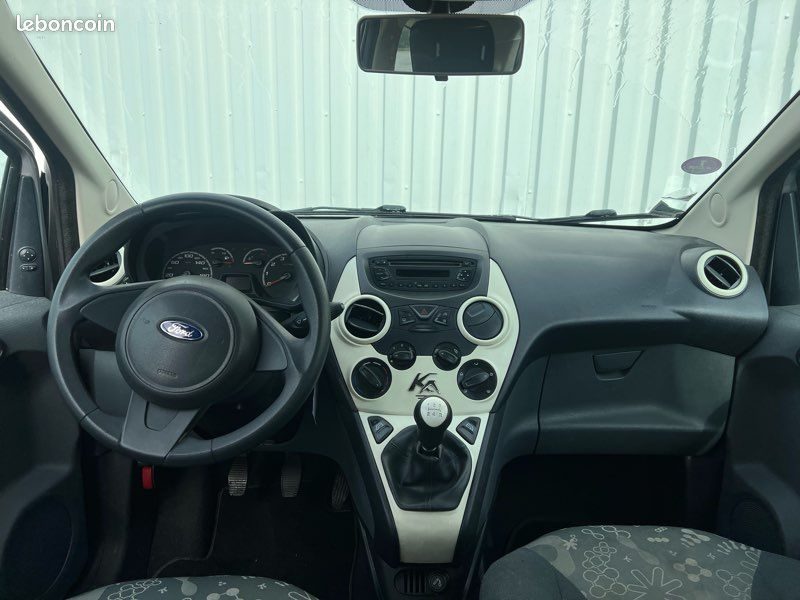 FORD KA 1.2i 70 S&S Trend + / Garantie 3/12 Mois