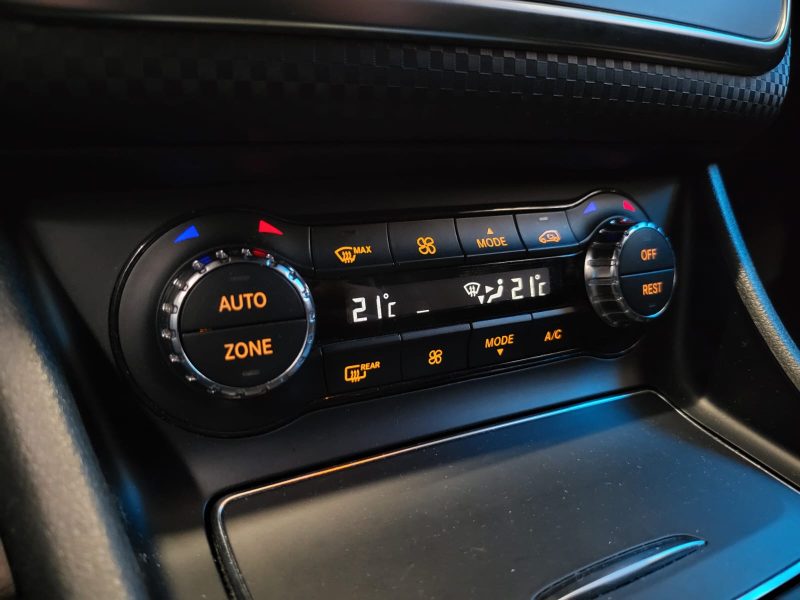 MERCEDES CLASSE A 180d 1.5 7G-DCT SENSATION / CAMERA + LED HIGH PERFORMANCE + SUIVIE COMPLET /