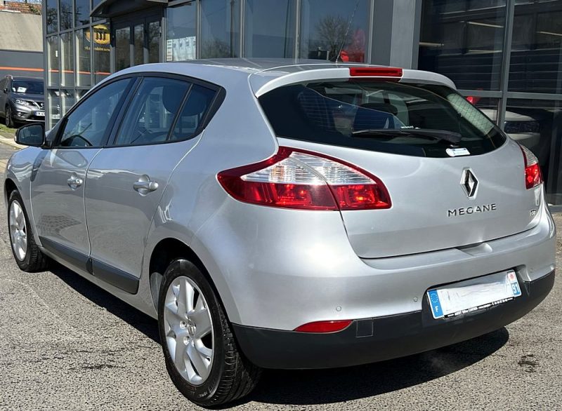 RENAULT MEGANE 3 III 1.4 TCE 130 Cv PREMIERE MAIN / 79 200 Kms CRIT AIR 1 5 PORTES - GARANTIE 1 AN
