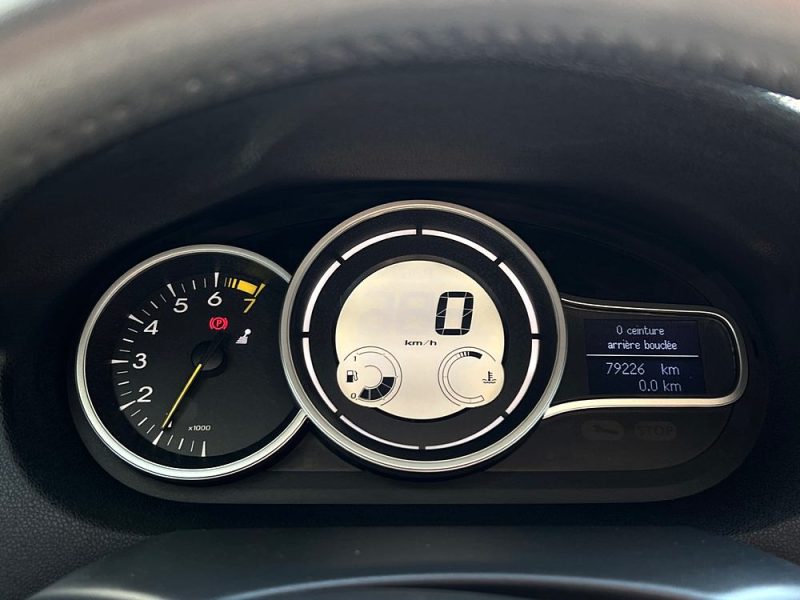 RENAULT MEGANE 3 III 1.4 TCE 130 Cv PREMIERE MAIN / 79 200 Kms CRIT AIR 1 5 PORTES - GARANTIE 1 AN