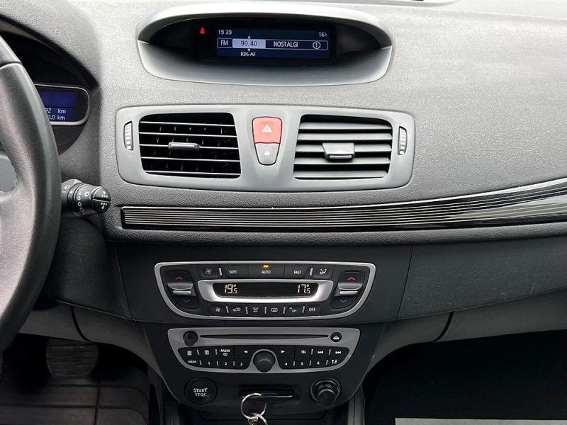 RENAULT MEGANE 3 III 1.4 TCE 130 Cv PREMIERE MAIN / 79 200 Kms CRIT AIR 1 5 PORTES - GARANTIE 1 AN