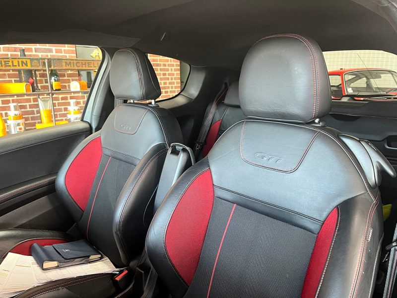 PEUGEOT 208 GTI 1.6 THP 208Ch - Garantie 6 mois