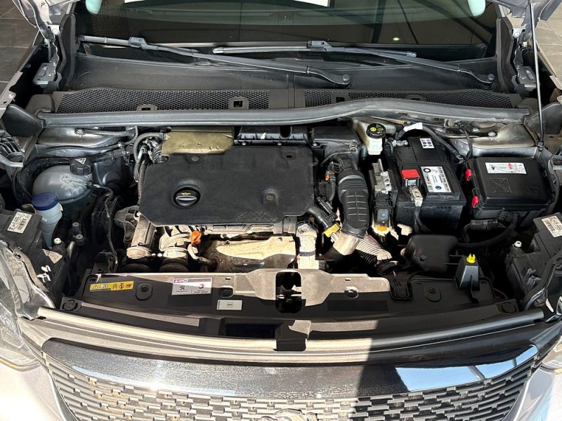 PEUGEOT 2008 1.5 BlueHdi 110Ch Allure - Garantie 6 mois 