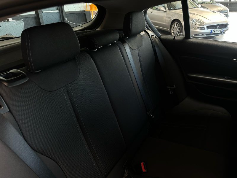 BMW Série 1 116D 116Ch - GPS - Climatisation automatique - Radar av et arrière - Garantie 6 mois.