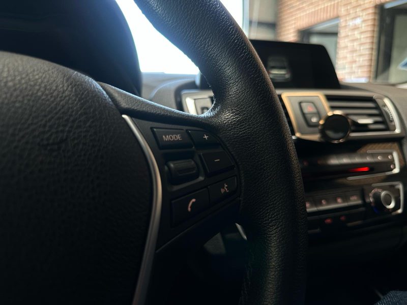 BMW Série 1 116D 116Ch - GPS - Climatisation automatique - Radar av et arrière - Garantie 6 mois.