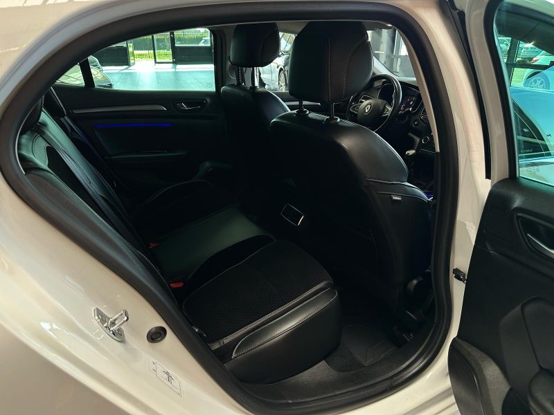 Renault Megane 4 1.5 Blue DCi 116Ch Finition Business Intens - Garantie 6 mois 