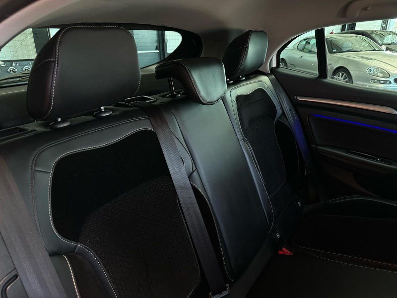 Renault Megane 4 1.5 Blue DCi 116Ch Finition Business Intens - Garantie 6 mois 