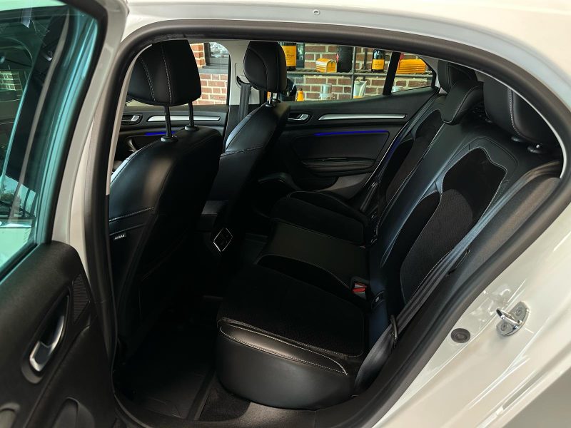 Renault Megane 4 1.5 Blue DCi 116Ch Finition Business Intens - Garantie 6 mois 