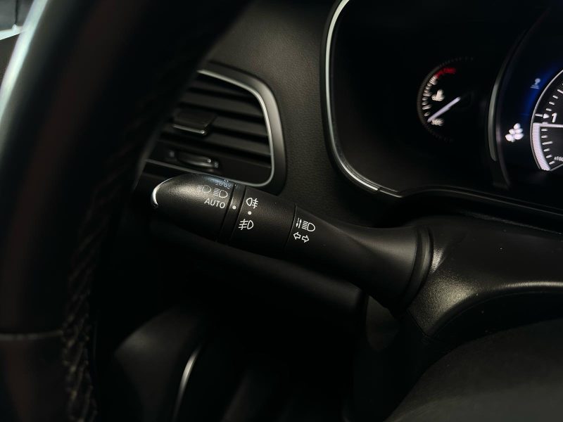 Renault Megane 4 1.5 Blue DCi 116Ch Finition Business Intens - Garantie 6 mois 