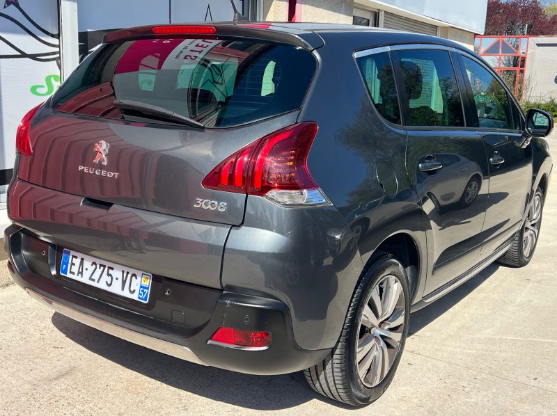 PEUGEOT 3008 2016
