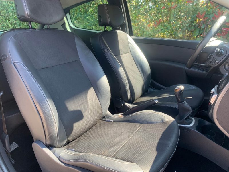 RENAULT CLIO 2007 1.2i - 16V