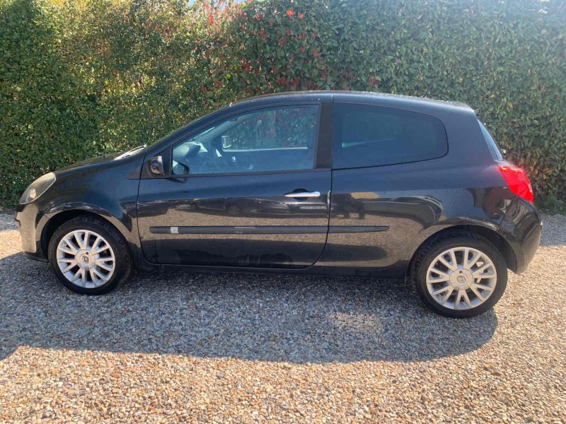 RENAULT CLIO 2007 1.2i - 16V