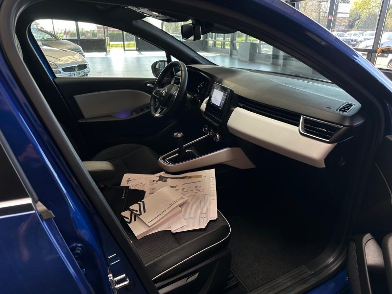 Renault Clio 1.0i TCe 90Ch - GPS - Radar de recul - Climatisation automatique - Garantie 6 mois. 