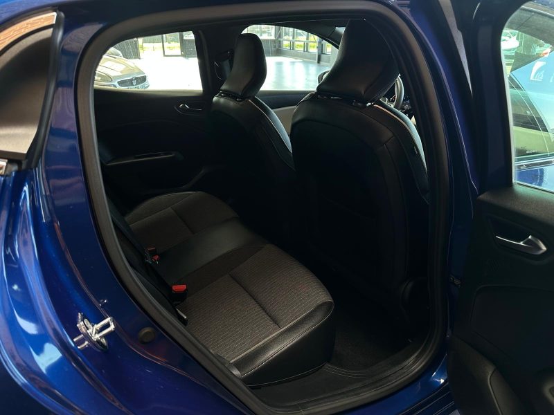 Renault Clio 1.0i TCe 90Ch - GPS - Radar de recul - Climatisation automatique - Garantie 6 mois. 