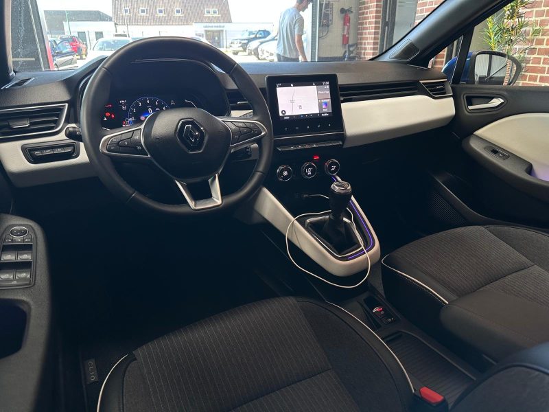 Renault Clio 1.0i TCe 90Ch - GPS - Radar de recul - Climatisation automatique - Garantie 6 mois. 