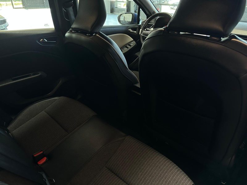 Renault Clio 1.0i TCe 90Ch - GPS - Radar de recul - Climatisation automatique - Garantie 6 mois. 