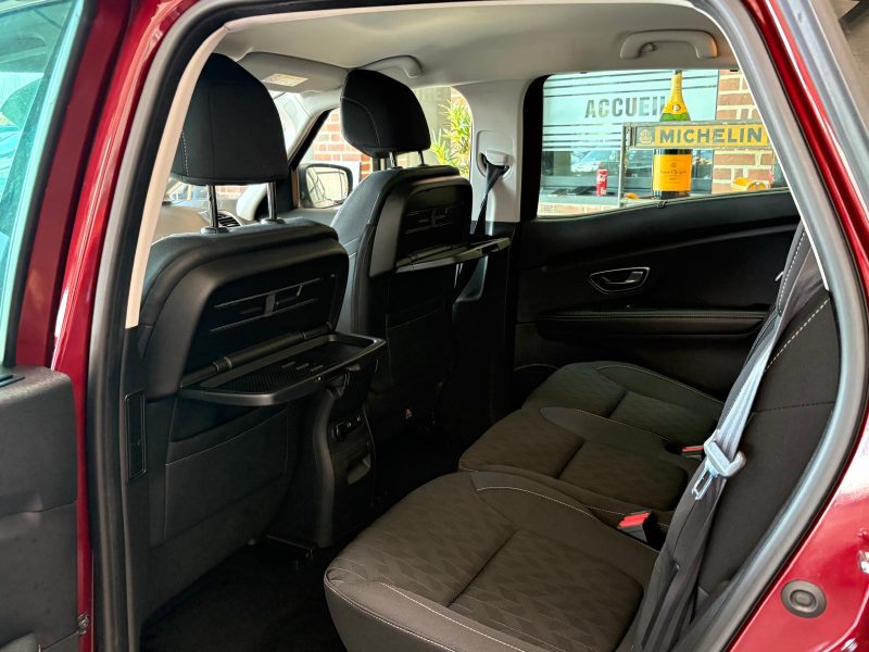 Renault Scenic 1.3i 140Ch Finition Limited  - Sièges chauffants - Garantie 6 mois.
