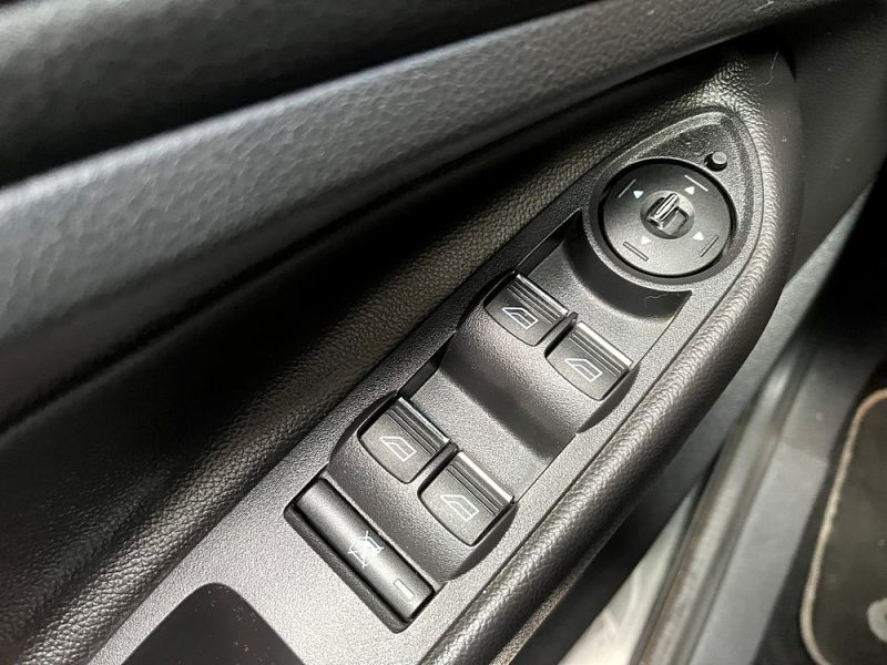 FORD KUGA 2.0 TDCI 163 Ch Titanium - Garantie 6 mois