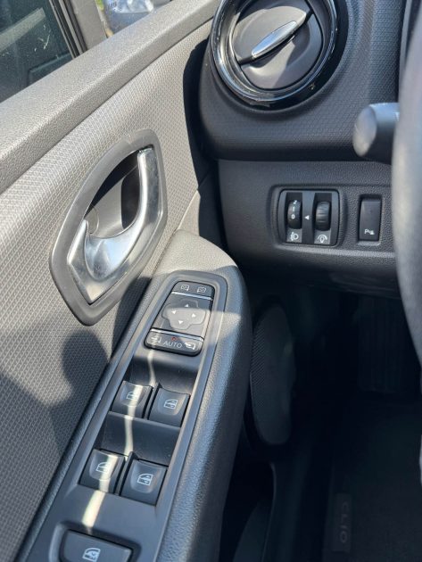 RENAULT CLIO 1.5 dCi 90ch Intens 5p